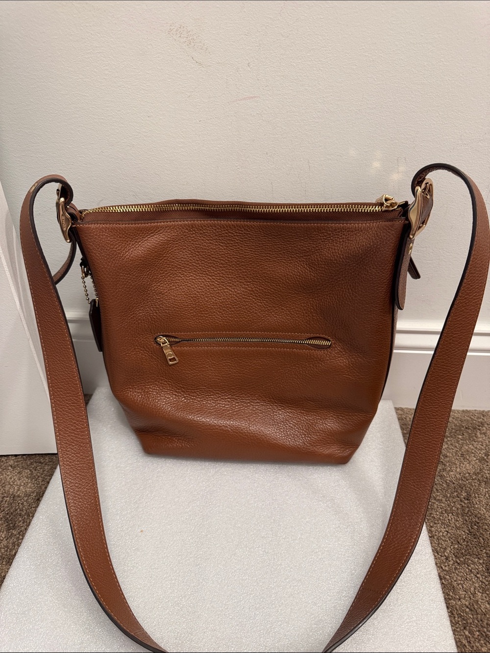Coach Val Duffle brown pebbled leather shoulder bag purse with hangtag - Picture 3 of 10